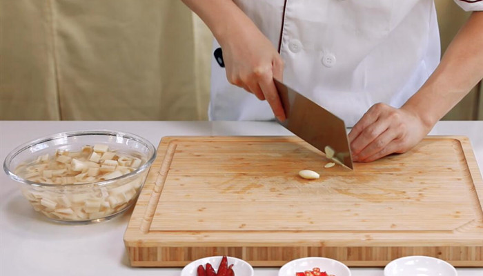 藕丁怎么炒做法步骤：3