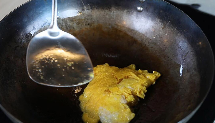 黄瓜炒鸡蛋的做法做法步骤：5