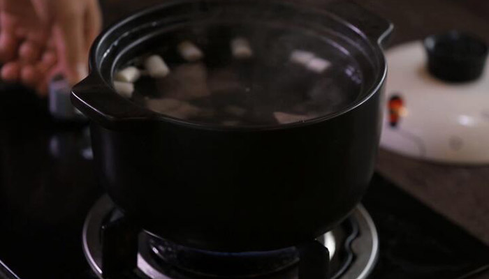 排骨汤的做法做法步骤：5