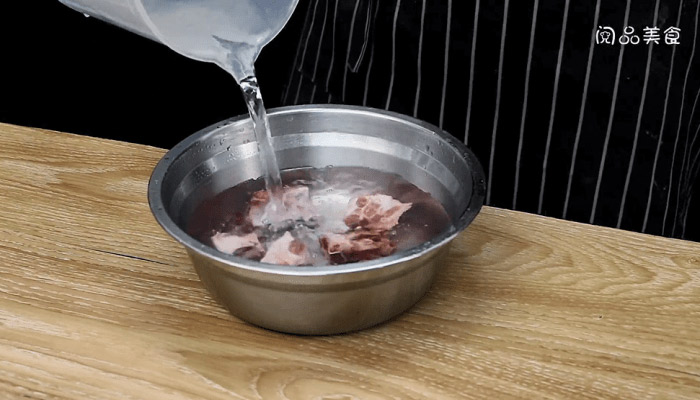 排骨咸饭的做法做法步骤：2