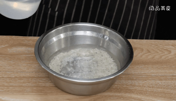 红枣苹果粥的做法做法步骤：4