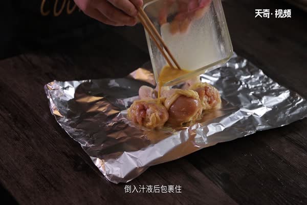 烤鸡腿做法步骤：2